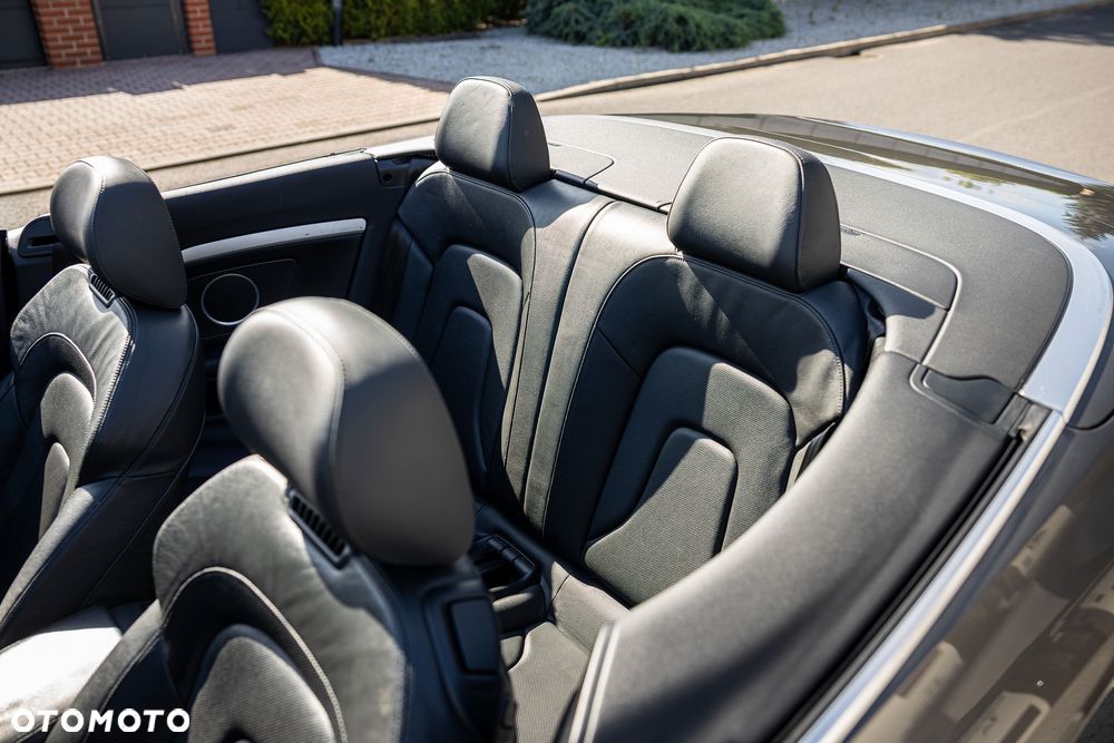 Audi A5 Cabrio 2.0 TDI DPF (clean diesel) multitronic - 13