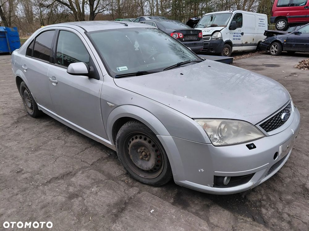 Części- Ford Mondeo  Rok 2002 Pojemność 2967 Moc 166 kw Benzyna - 2