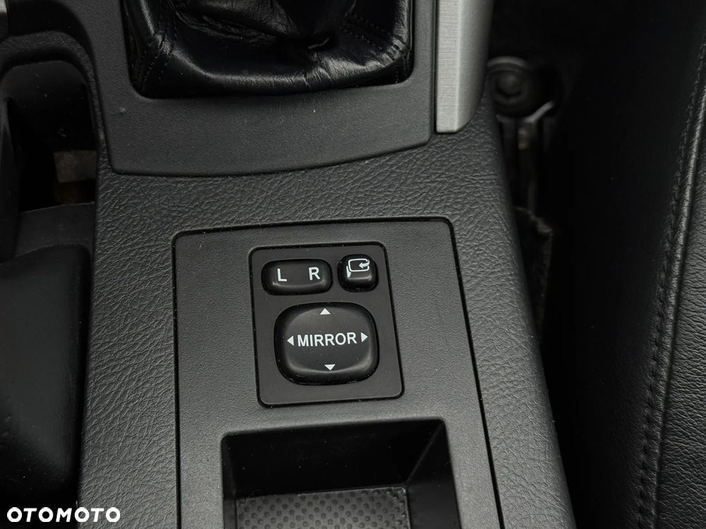 Toyota RAV4 2.2 D-4D Sol 180 - 38