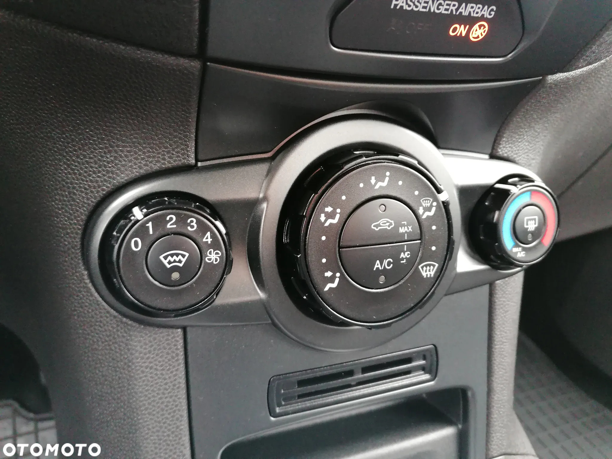 Ford Fiesta 1.25 Ambiente - 18