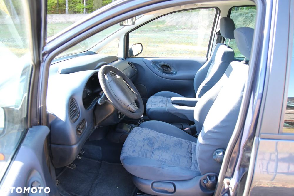Volkswagen Sharan - 16