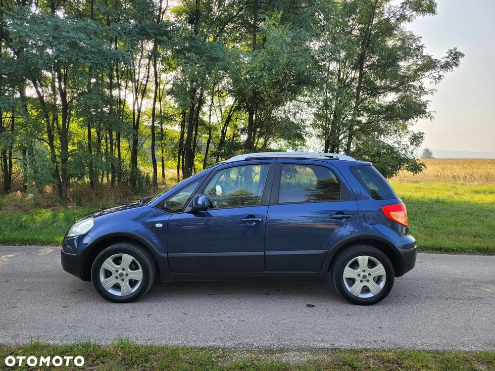 Fiat Sedici - 12