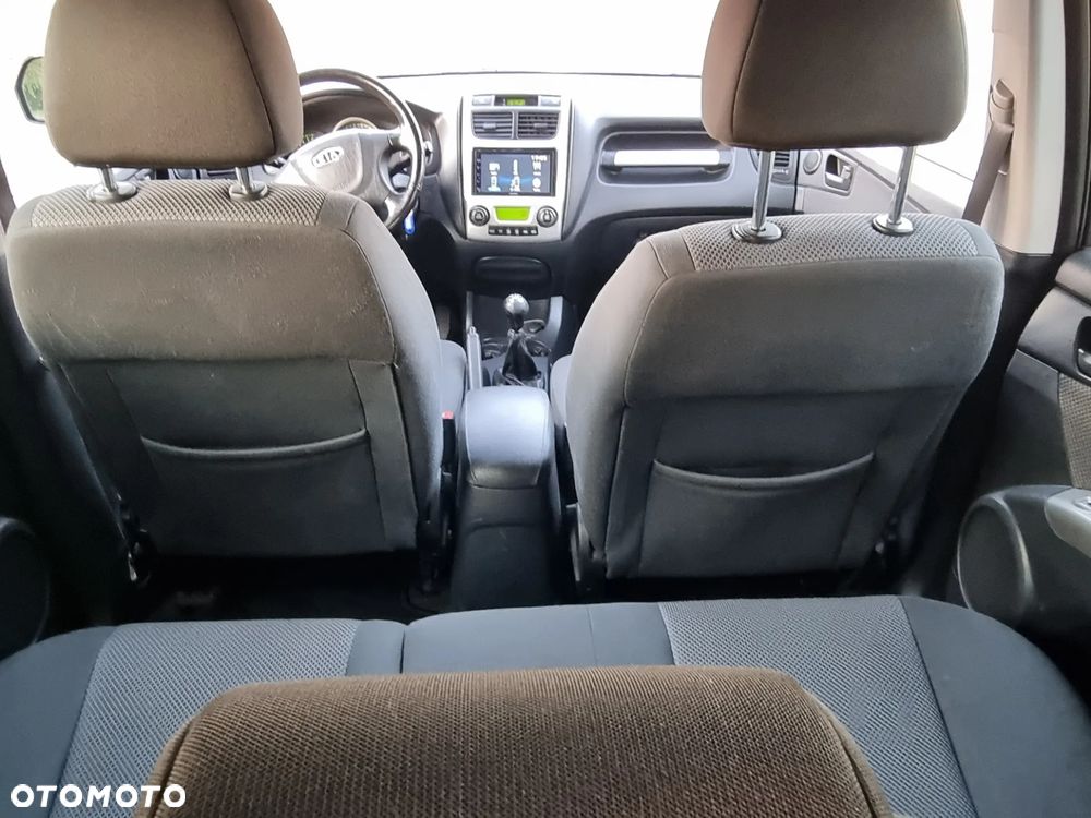 Kia Sportage 2.0 Expedition + - 34