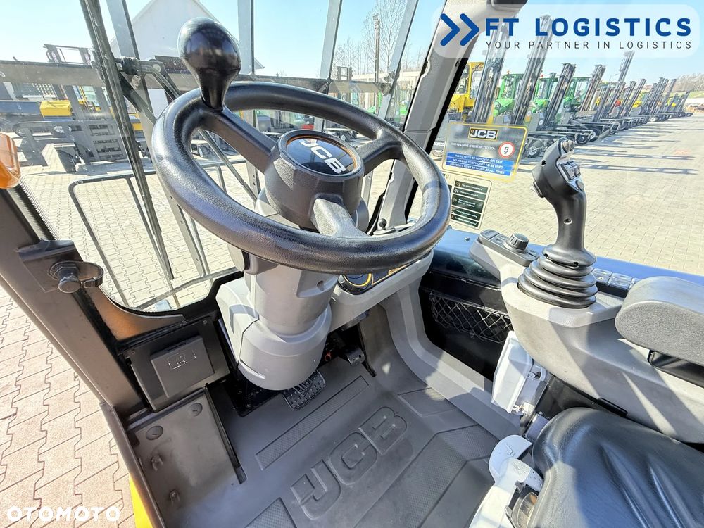 JCB WÓZEK TELESKOPOWY JCB TLT30D / KABINA / 2022 ROK / TYLKO 3446 MOTOGODZIN / PRZESUW BOCZNY / NOWE OPONY - 16