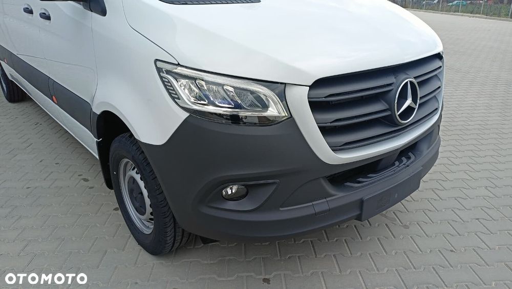 Mercedes-Benz Sprinter Furgon 319 CDI L4H2 - 4