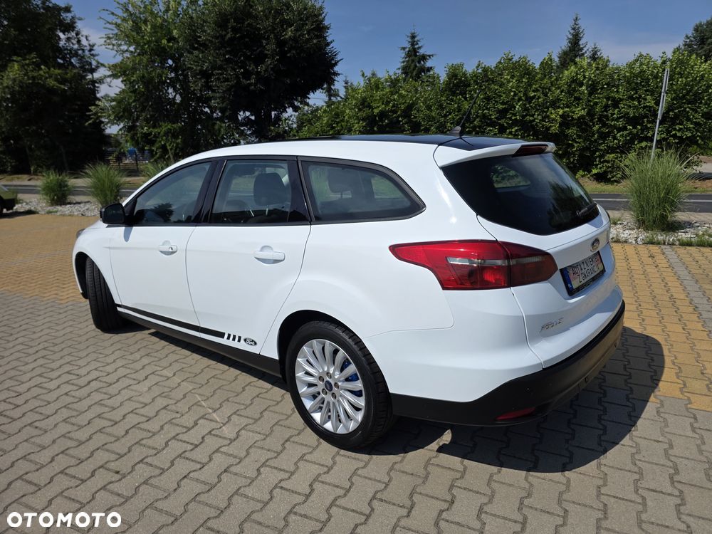 Ford Focus - 8