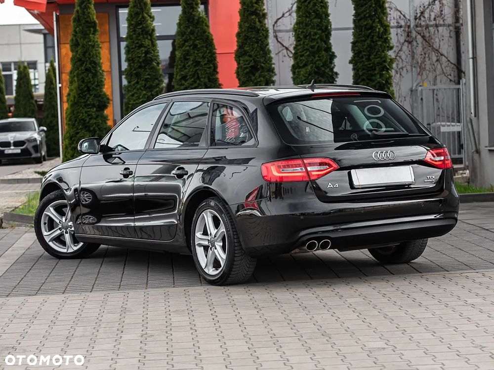Audi A4 Avant - 9