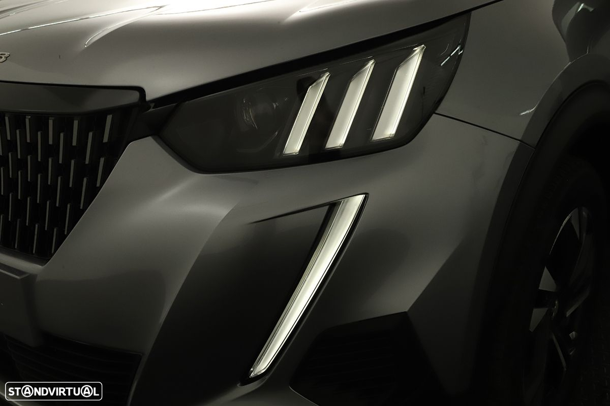 Peugeot 2008 1.2 PureTech GT EAT8 - 6