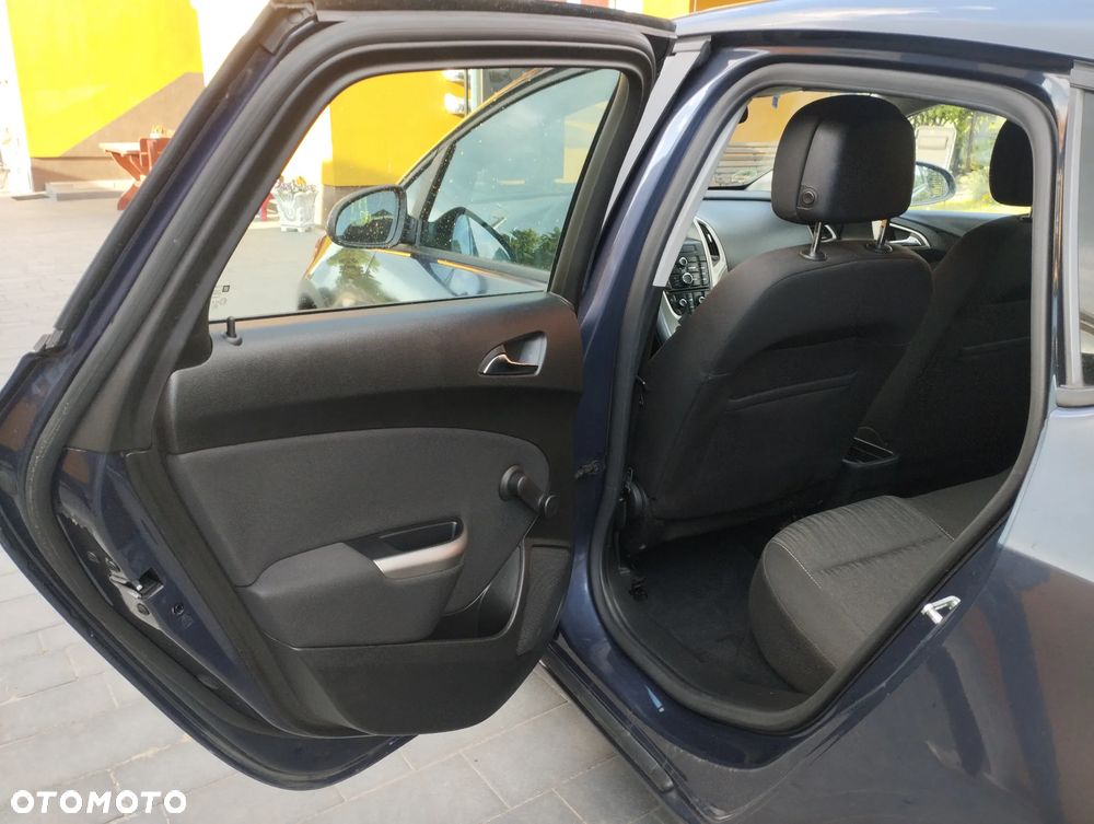 Opel Astra - 17