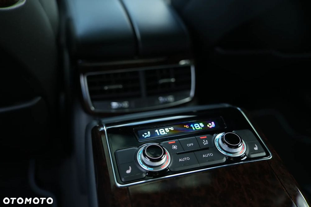 Audi A8 4.0 TFSI cylinder on demand quattro tiptronic - 21