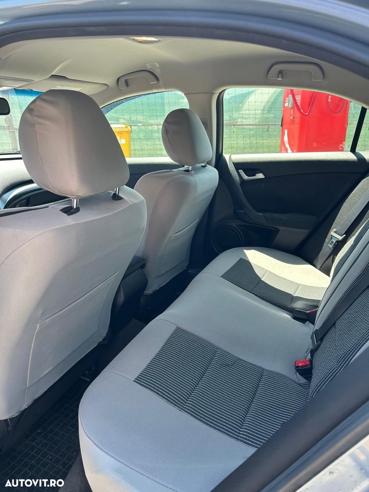 Honda Accord 2.0i Comfort - 6
