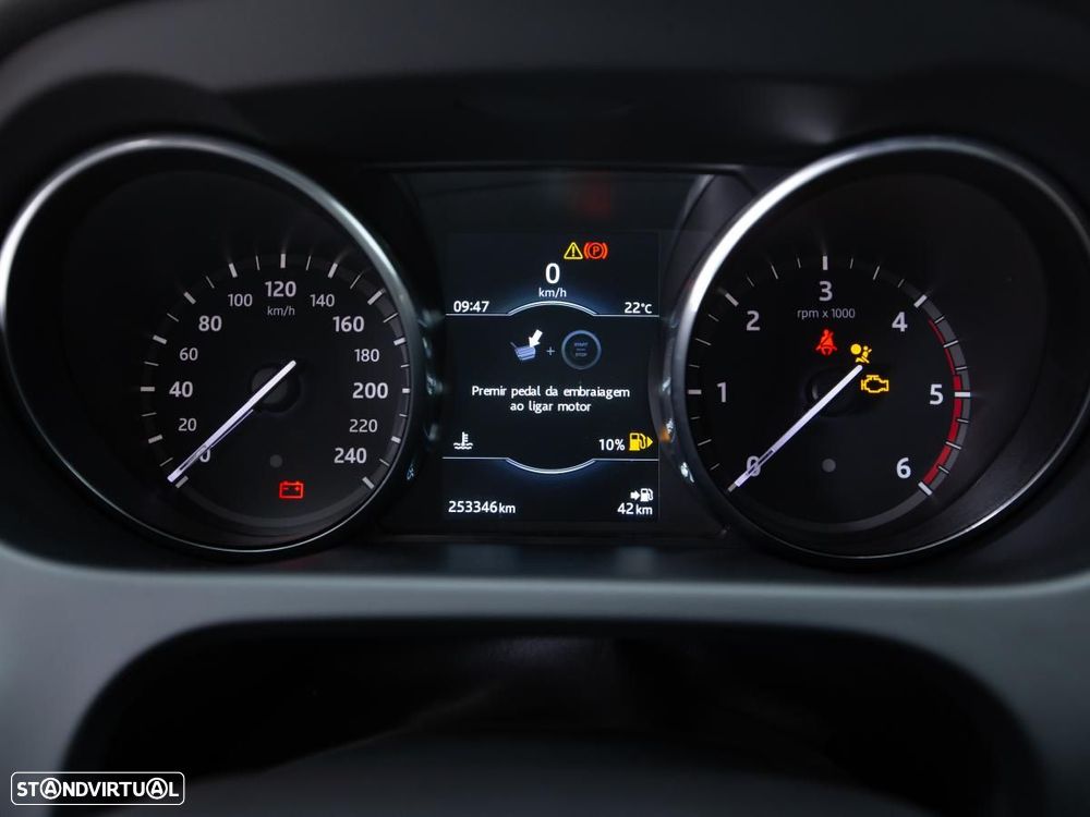 Land Rover Discovery Sport 2.0 eD4 SE - 23