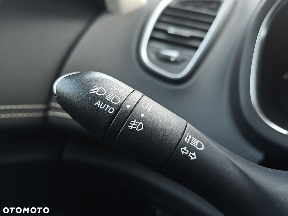 Renault Scenic - 18