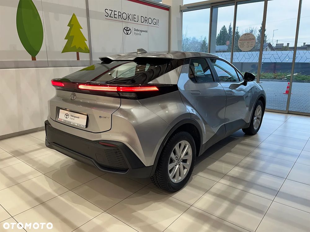 Toyota C-HR - 6