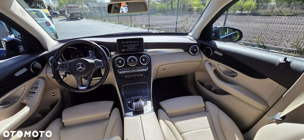Mercedes-Benz GLC 220 d 4-Matic - 29