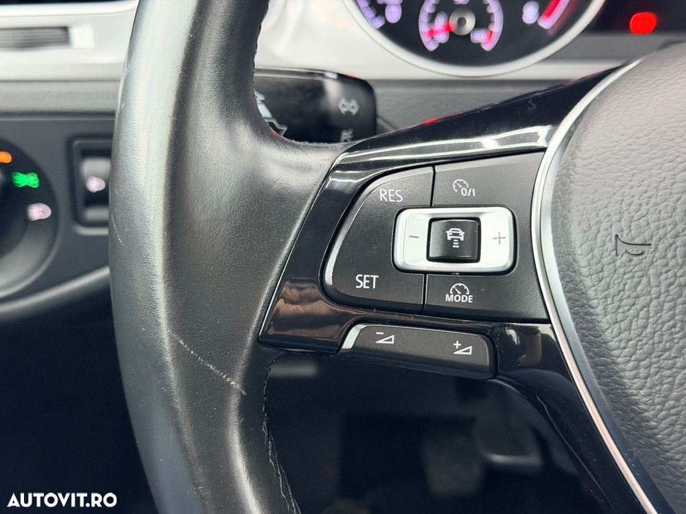 Volkswagen Golf 1.2 TSI BlueMotion Technology Trendline - 29