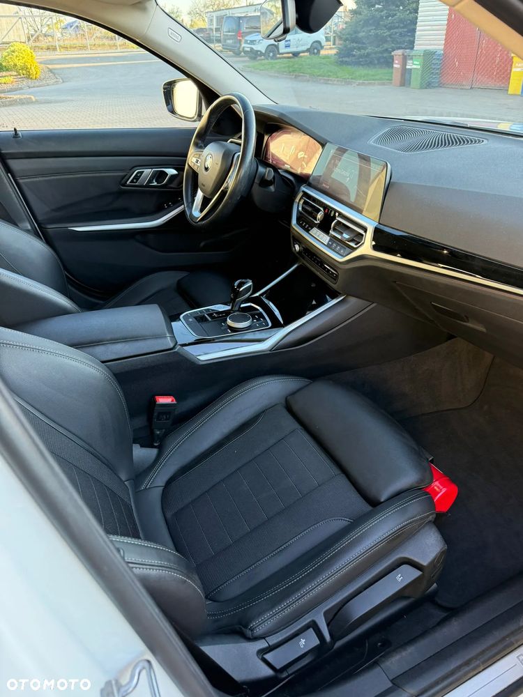 BMW Seria 3 - 15