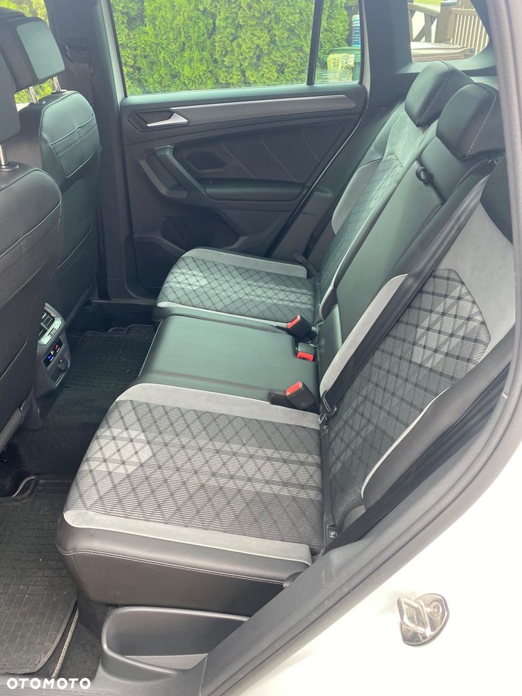 Volkswagen Tiguan - 28