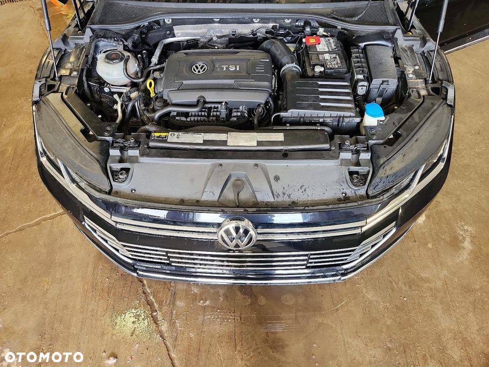 Volkswagen Arteon 2.0 TSI DSG R-Line - 8