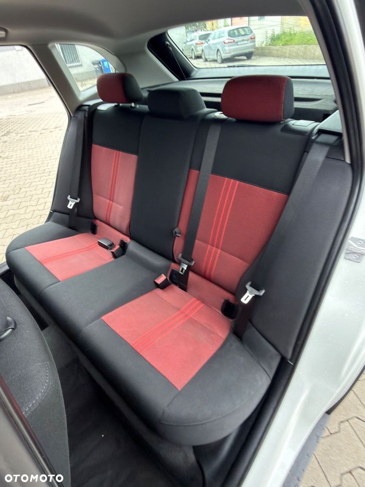 BMW X1 xDrive18d Sport Line - 29