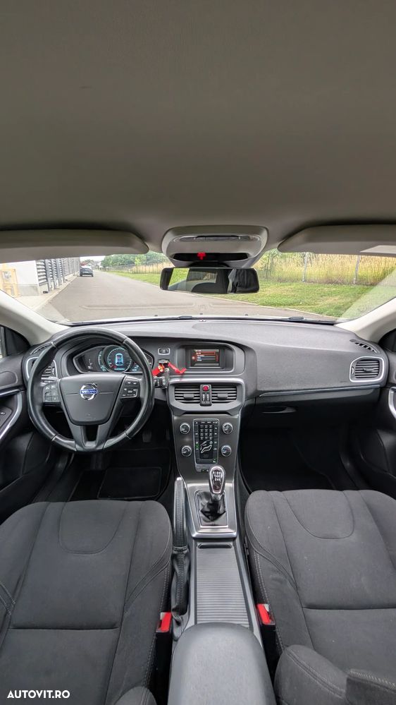 Volvo V40 D2 ECO Kinetic - 16