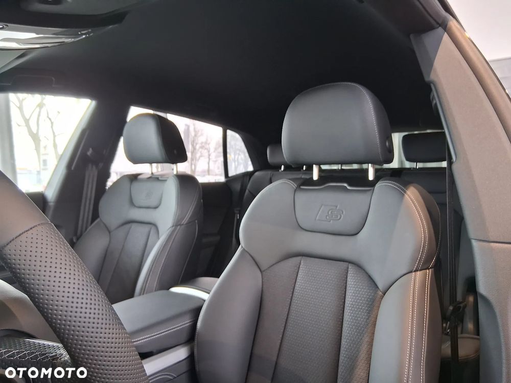 Audi Q8 - 7