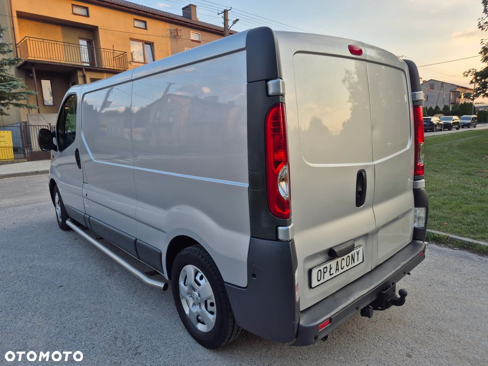 Opel Vivaro - 2