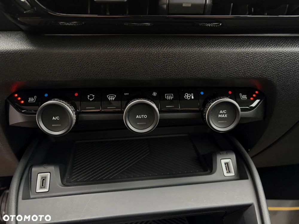 Citroën C4 PureTech 100 Stop&Start FEEL - 33