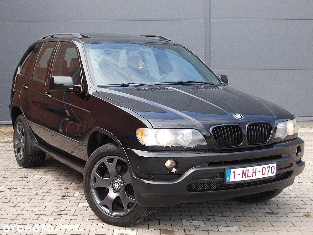 BMW X5 3.0 i Edition Exclusive - 3