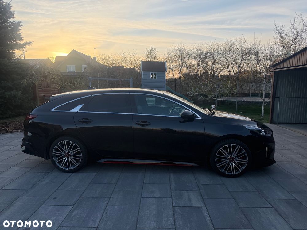 Kia ProCeed 1.6 T-GDI GT DCT - 5