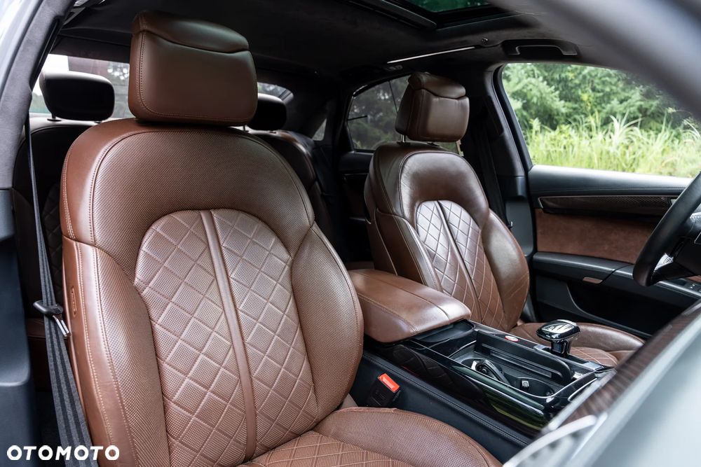 Audi S8 Plus 4.0 TFSI Quattro - 25
