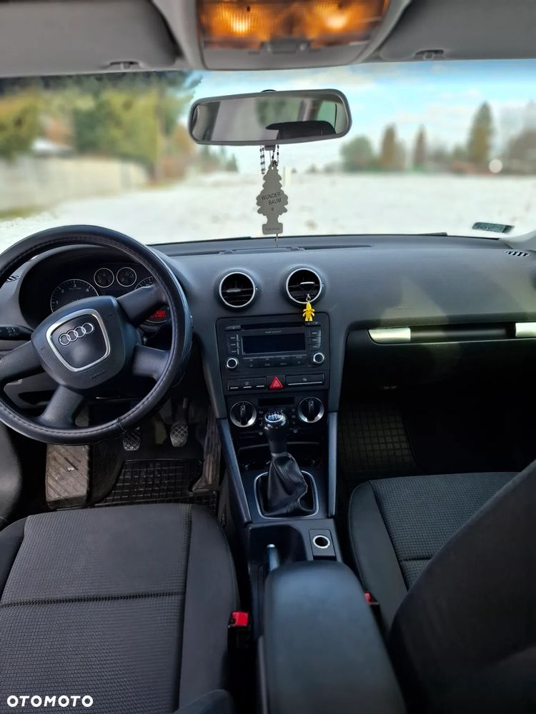 Audi A3 Sportback 1.9 TDI DPF Ambiente - 12