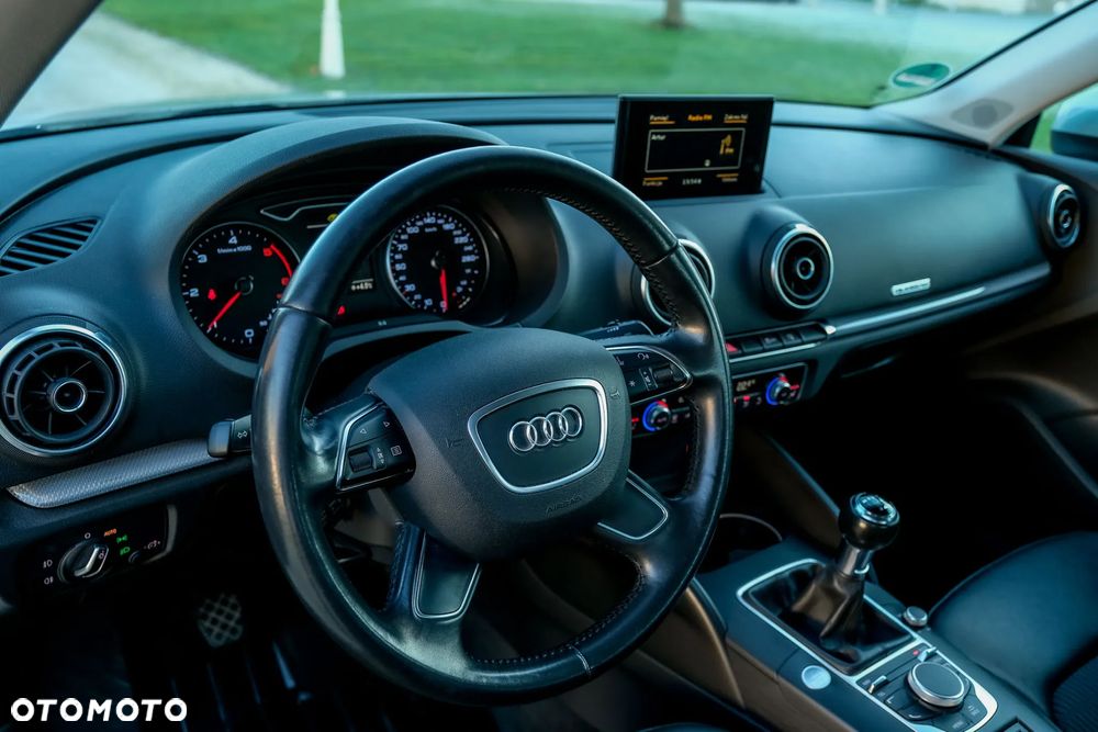 Audi A3 Limousine 2.0 TDI quattro Ambiente - 23