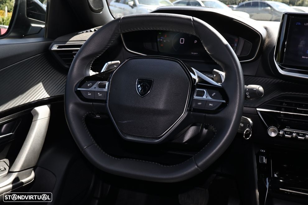 Peugeot 2008 1.2 Hybrid Allure e-DCS6 - 10