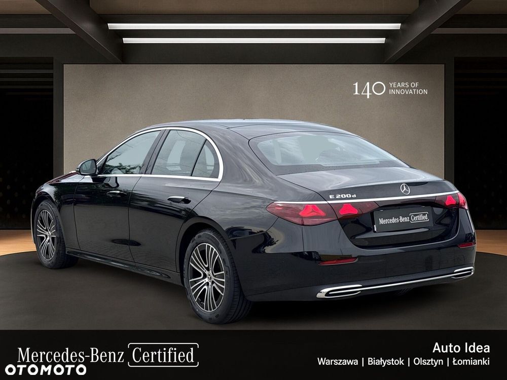 Mercedes-Benz Klasa E 200 d mHEV Avantgarde 9G-Tronic - 4