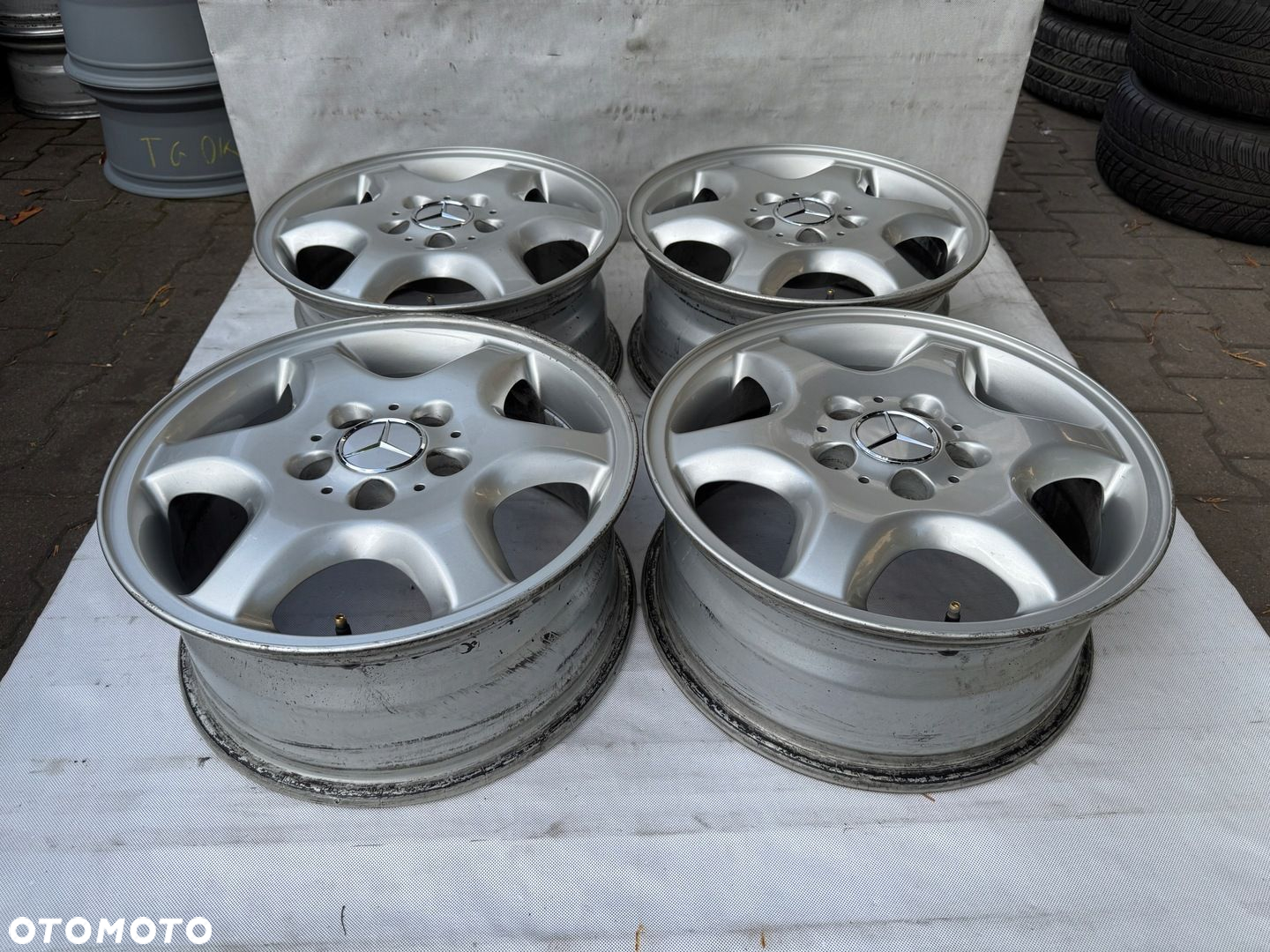 Felgi Mercedes CLK 16" 7J ET37 748 - 2