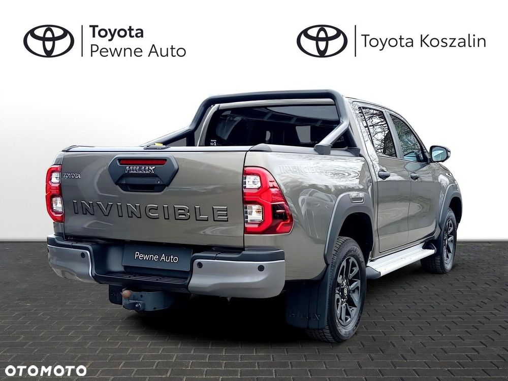 Toyota Hilux 2.8 D-4D mHEV Double Cab Invincible 4x4 - 25