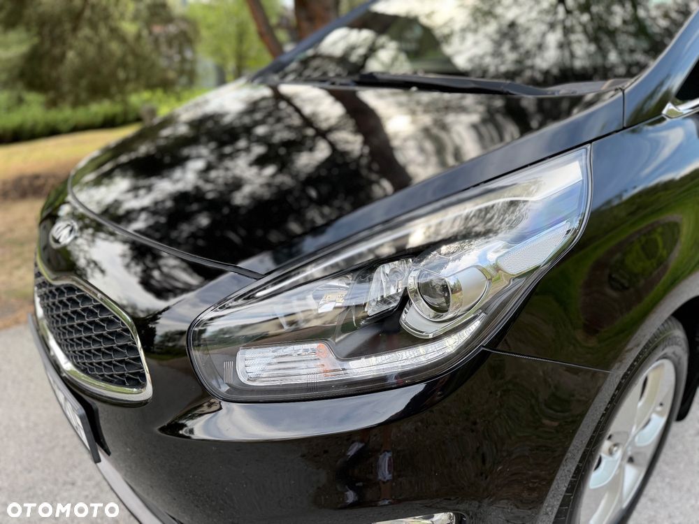 Kia Carens 2.0 GDI XL EU6 - 34