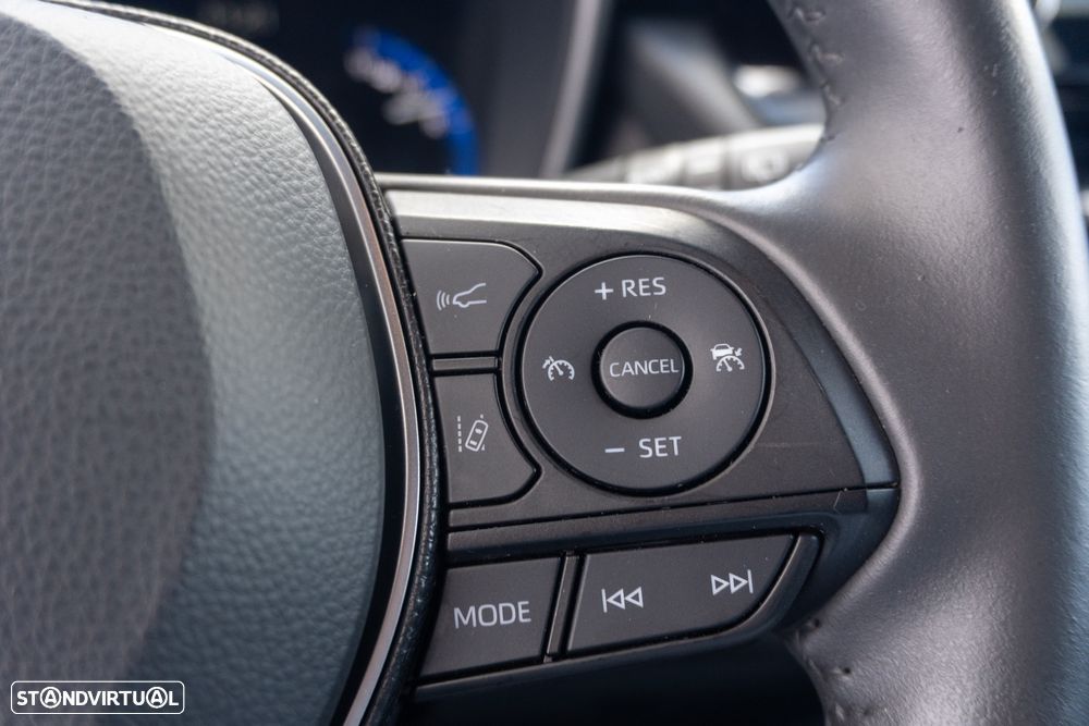 Toyota Corolla Touring Sports 1.8 Hybrid Comfort+P.Sport - 21