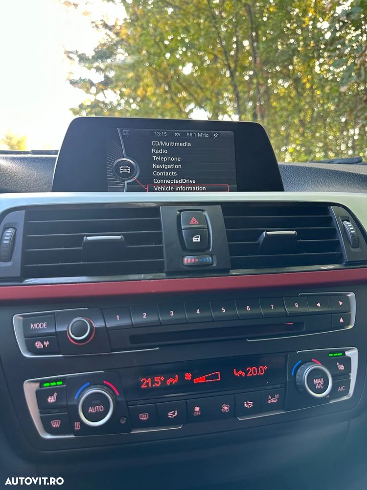 BMW Seria 3 318d Aut. Blue Performance Sport Line - 10