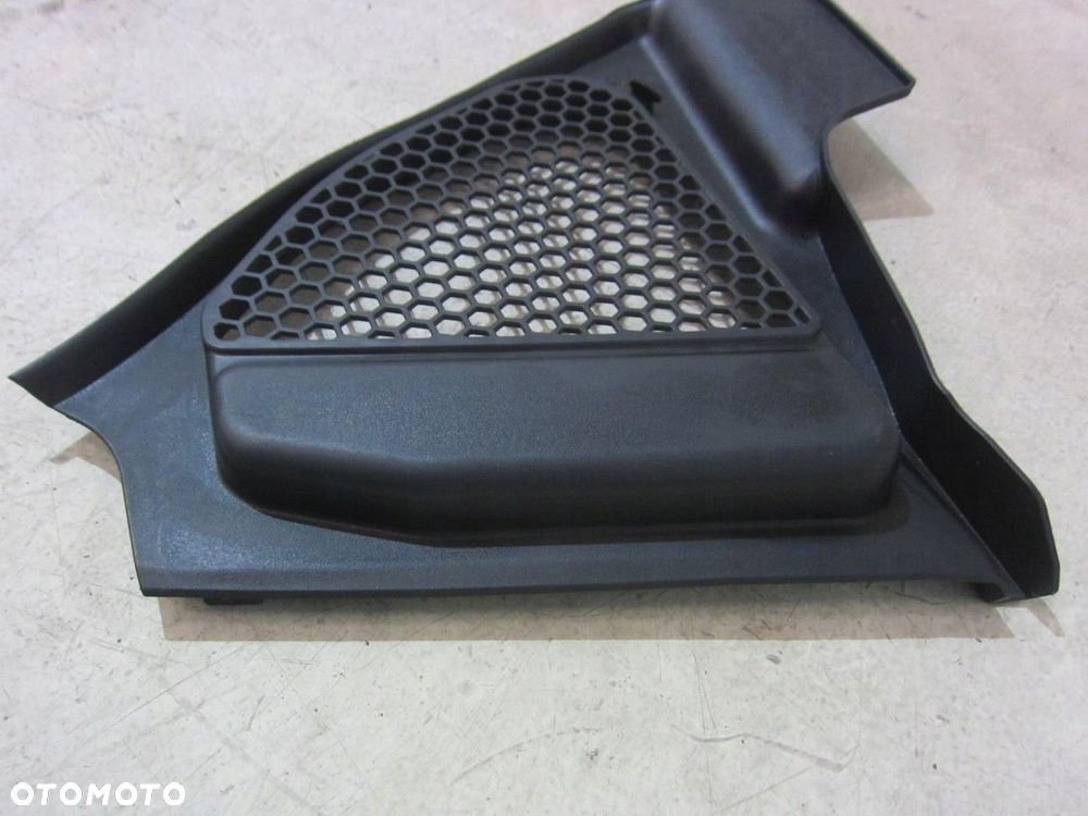 BMW X3 B46 G01 X4 G02 OSŁONA WLOTU POWIETRZA PODSZYBIA 7399018 51717399018 - 2