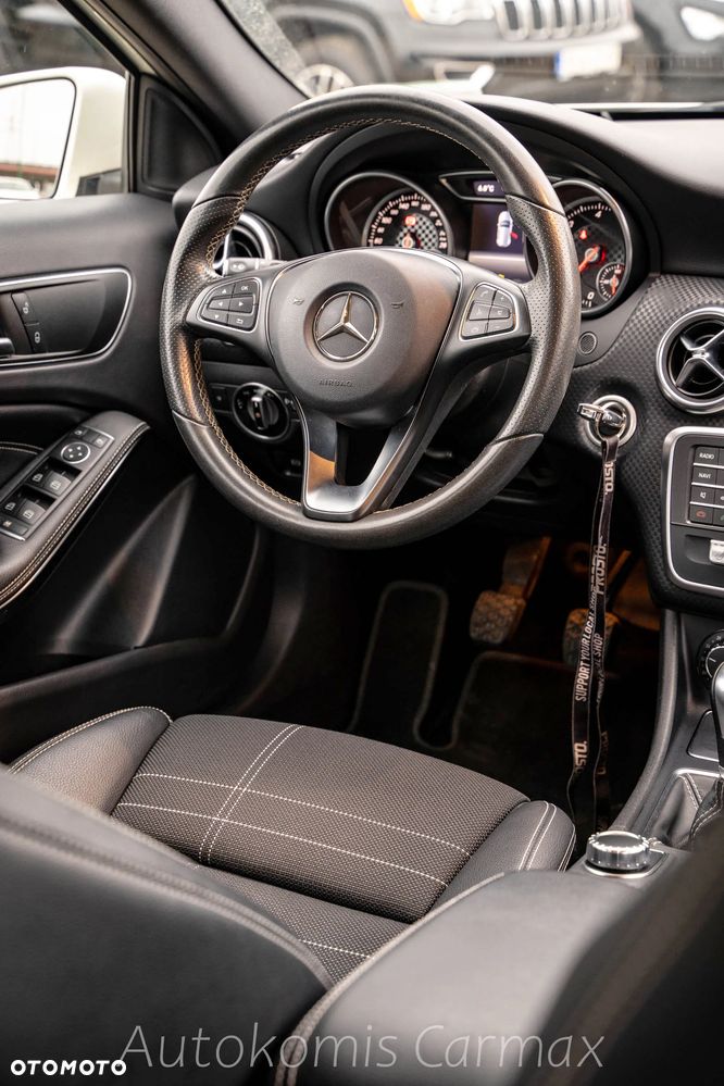 Mercedes-Benz Klasa A 180 CDI (BlueEFFICIENCY) - 17