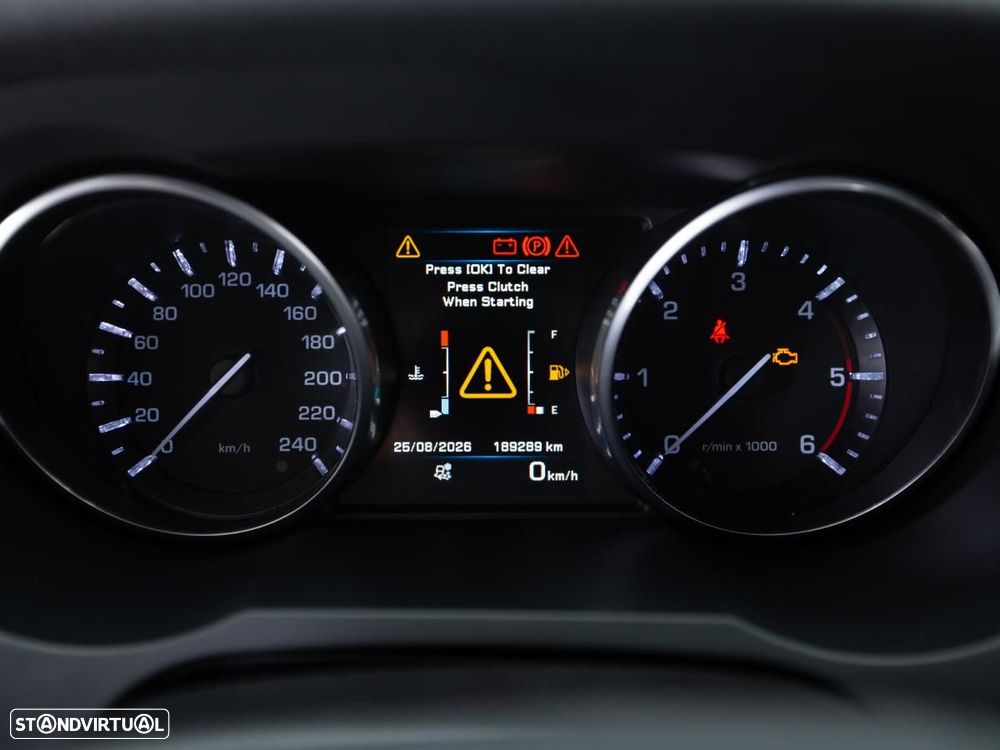 Land Rover Range Rover Evoque - 21