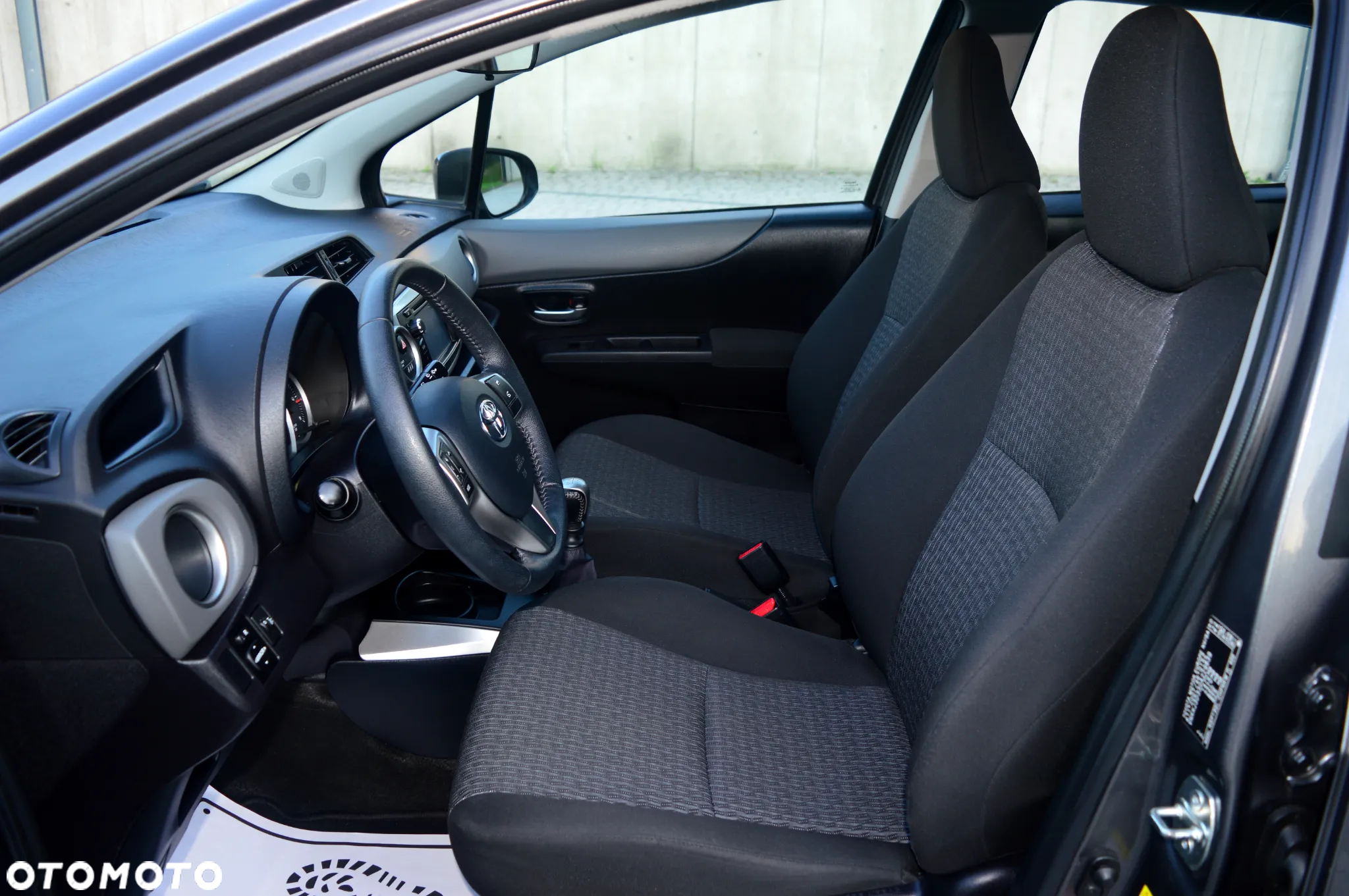 Toyota Yaris - 9