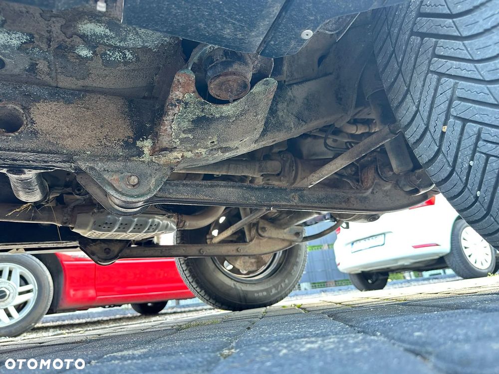Suzuki Jimny 1.3 - 18