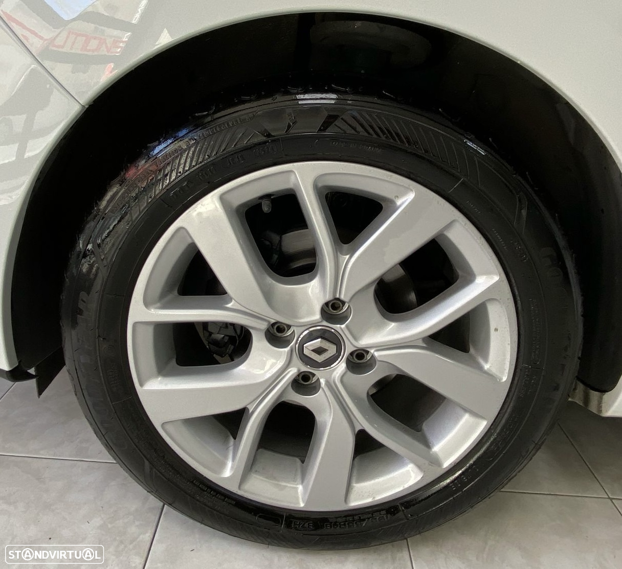 Renault Clio 1.5 dCi Limited - 9