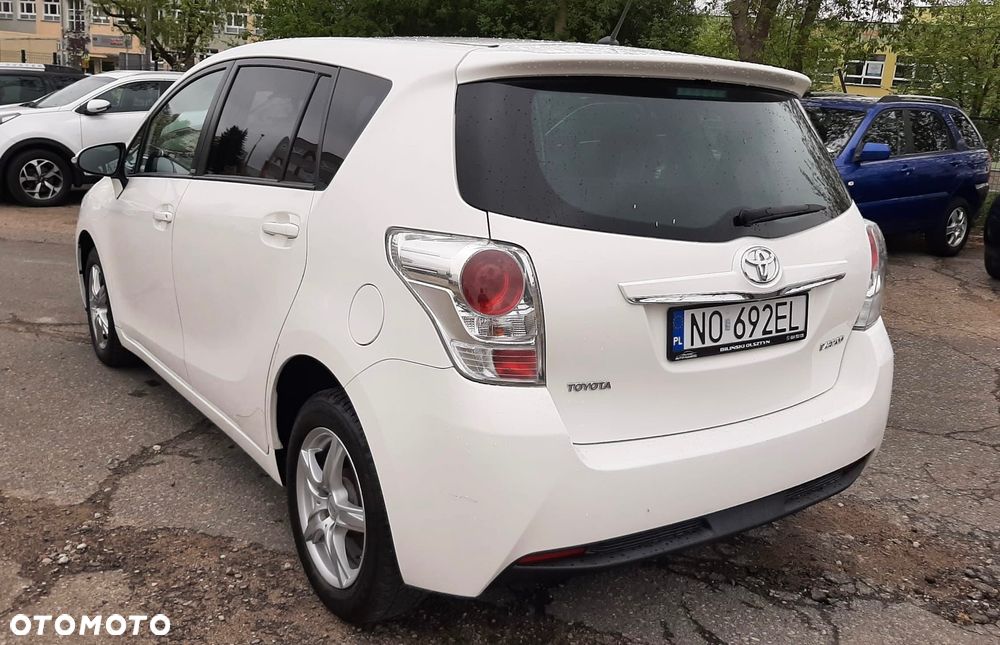 Toyota Verso 1.8 5-Sitzer Edition-S - 3