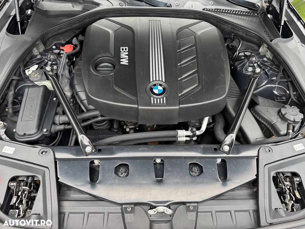 BMW Seria 5 520d Sport-Aut. - 19
