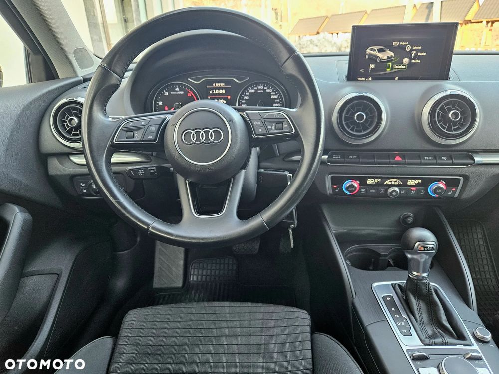 Audi A3 Sportback 2.0 TDI (clean diesel) quattro S tronic Attraction - 21