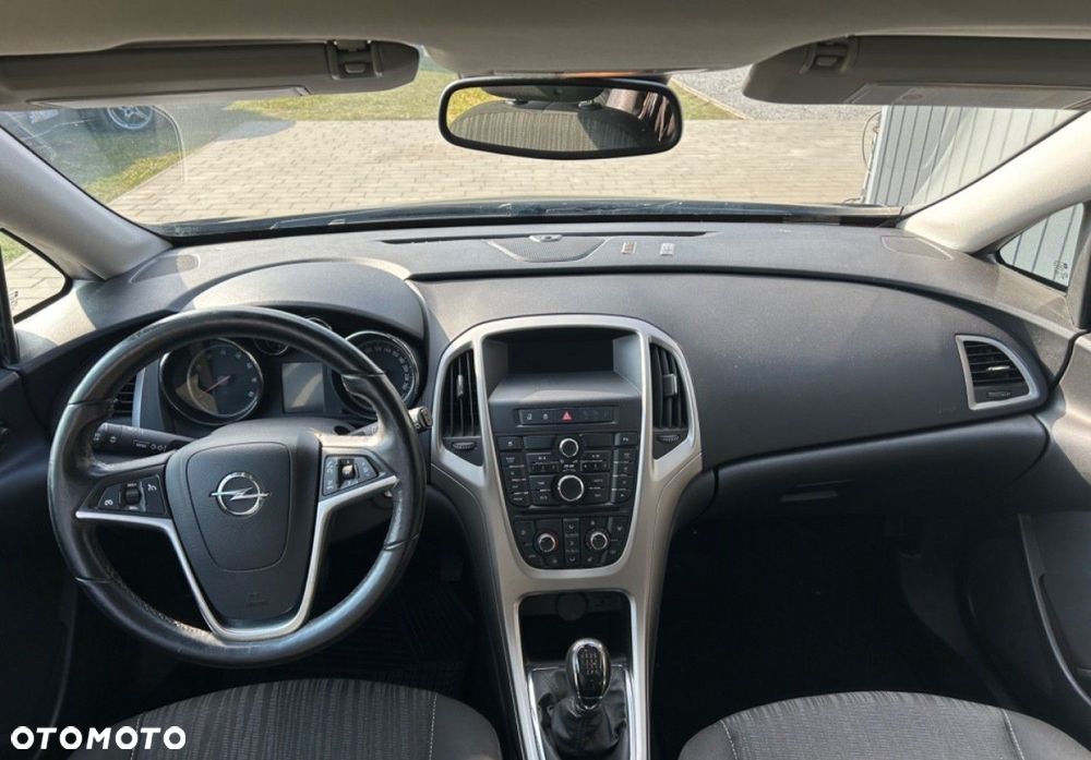 Opel Astra - 9
